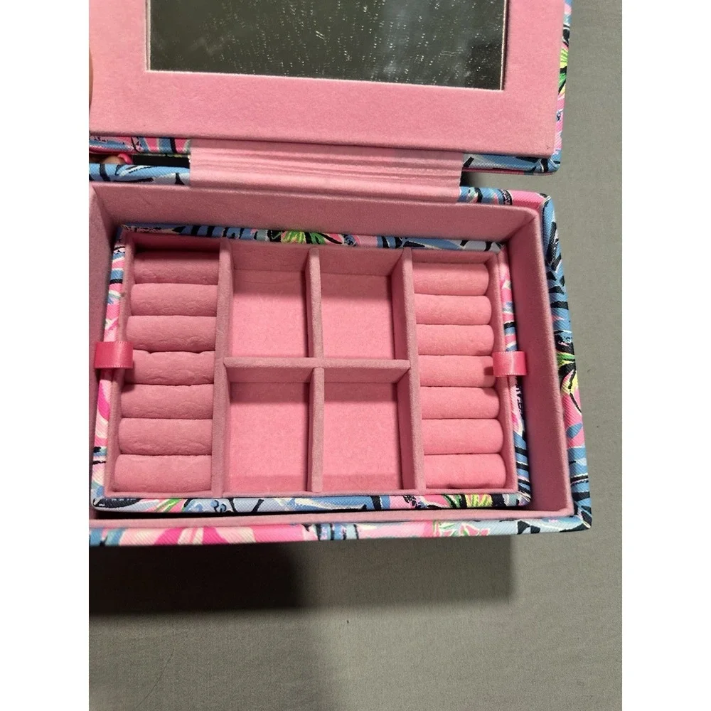 Lilly Pulitzer Hard Travel Jewelry Case‎ Cocktail Pretty In Pink